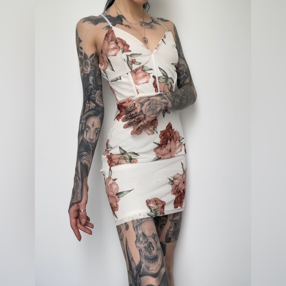 magnifique robe guess small